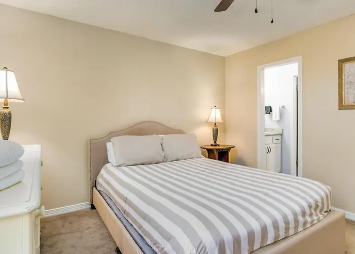 Apartment Emerald Coast Vacation Station
