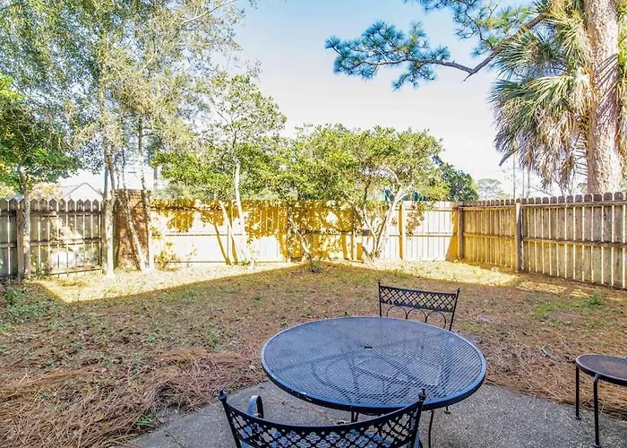 Apartment Emerald Coast Vacation Station