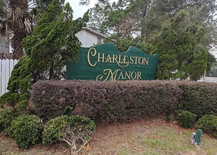 Emerald Coast Vacation Station Apartment